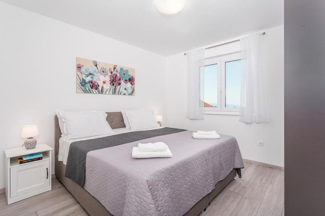 Kvarner Bay - Apartments 2 & 4 Rijeka Eksteriør billede